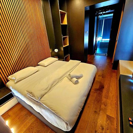 Usj One Subang Jaya By Widebed Exterior foto