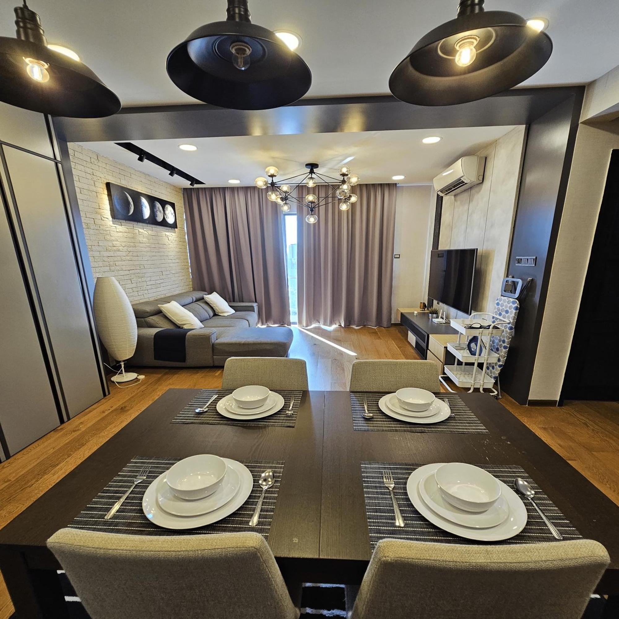 Usj One Subang Jaya By Widebed Exterior foto
